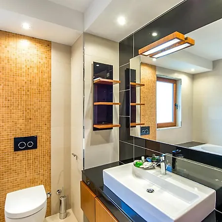 Holiday home Gorgeous In With Kitchen *